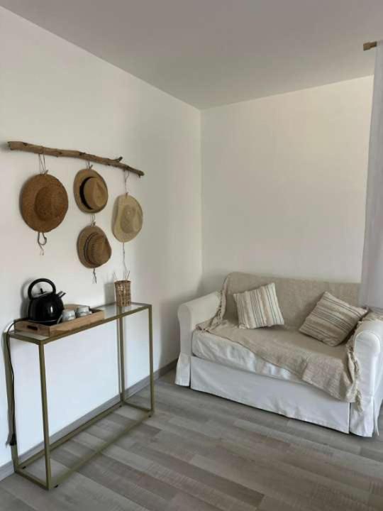 Luc-sur-Orbieu La Pause Bonheur - La Vagabonde B&B 외부 사진