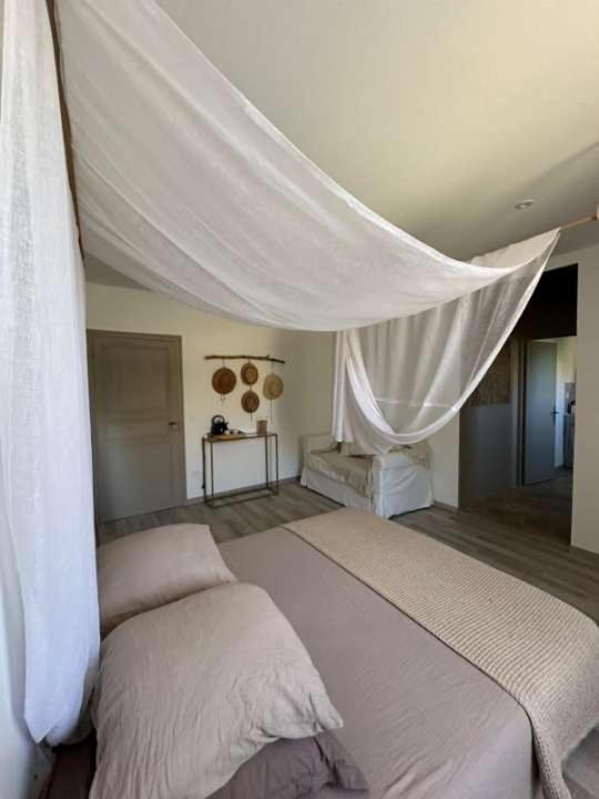 Luc-sur-Orbieu La Pause Bonheur - La Vagabonde B&B 외부 사진